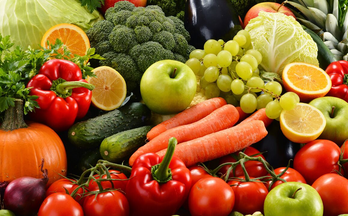 In caso di esacerbazione della cistite, il menu deve includere frutta e verdura fresca