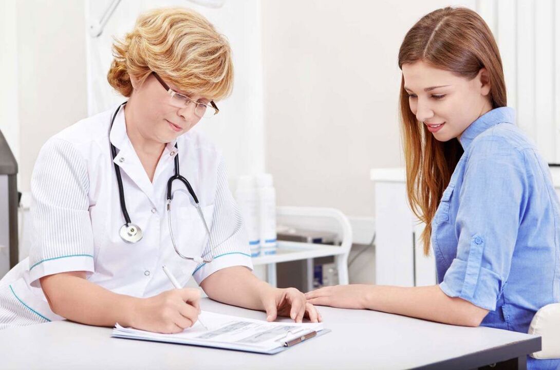 Per diagnosticare la cistite, il medico prescriverà alla donna test diagnostici.